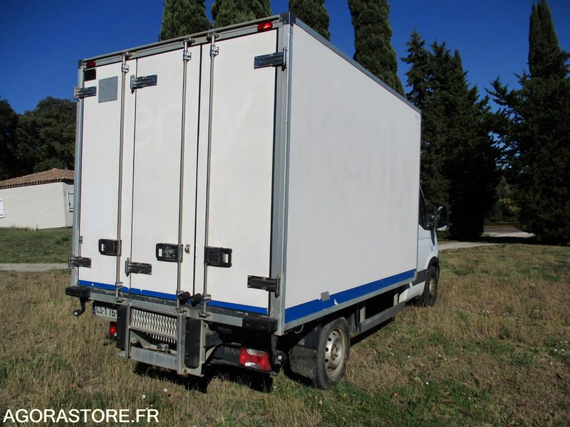IVECO 35S13 de 2013 426915Kms "d'autoroute"chassis cabine frigorifique - Autoutilitară frigorifica: Foto 4 IVECO 35S13 de 2013 426915Kms "d'autoroute"chassis cabine frigorifique - Autoutilitară frigorifica: Foto 4