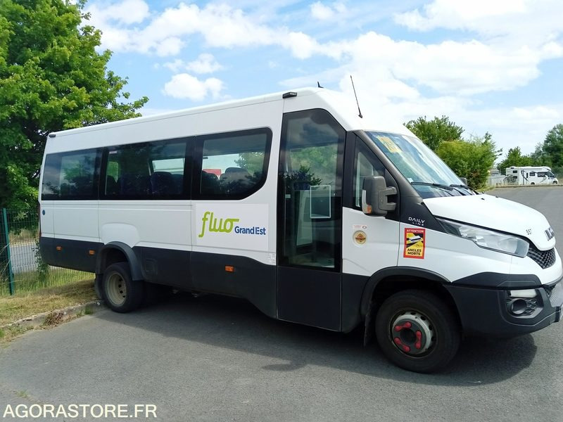 Iveco Daily Line - Microbuz, Transport persoane: Foto 2 Iveco Daily Line - Microbuz, Transport persoane: Foto 2