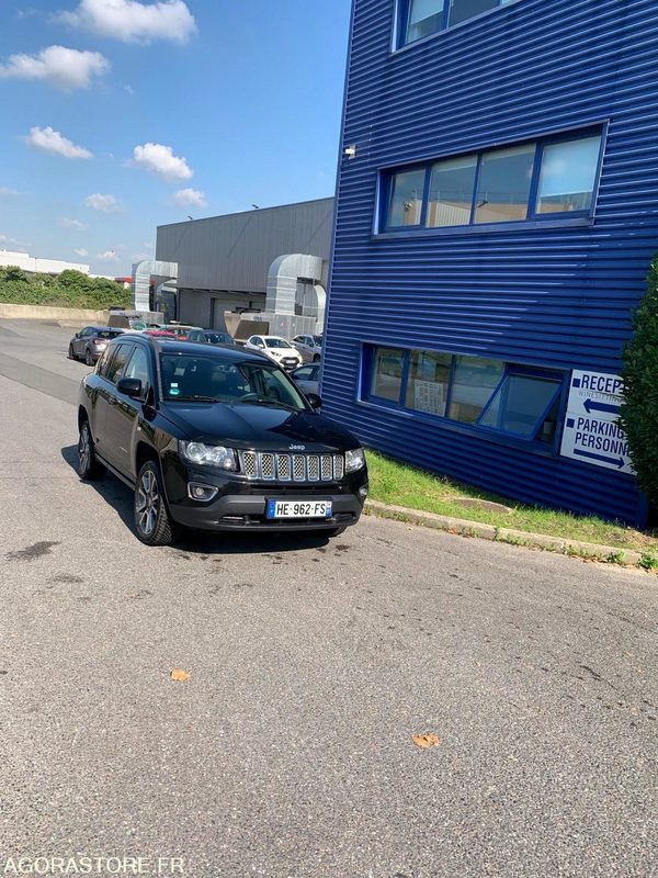 JEEP COMPASS LIMITED 2014 102852KM - SUV: Foto 5 JEEP COMPASS LIMITED 2014 102852KM - SUV: Foto 5