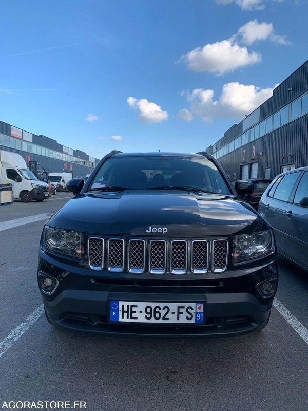 JEEP COMPASS LIMITED 2014 102852KM - SUV: Foto 1 JEEP COMPASS LIMITED 2014 102852KM - SUV: Foto 1