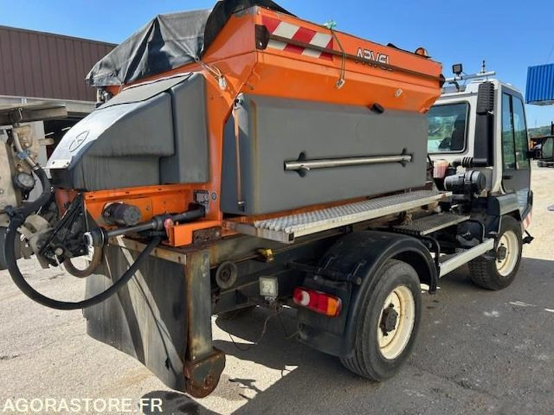 LINDNER UNITRAC 102C AMPLIROLL + LAME + SALEUSE 2008 5050 HEURES - Utilaj deszăpezire: Foto 5 LINDNER UNITRAC 102C AMPLIROLL + LAME + SALEUSE 2008 5050 HEURES - Utilaj deszăpezire: Foto 5