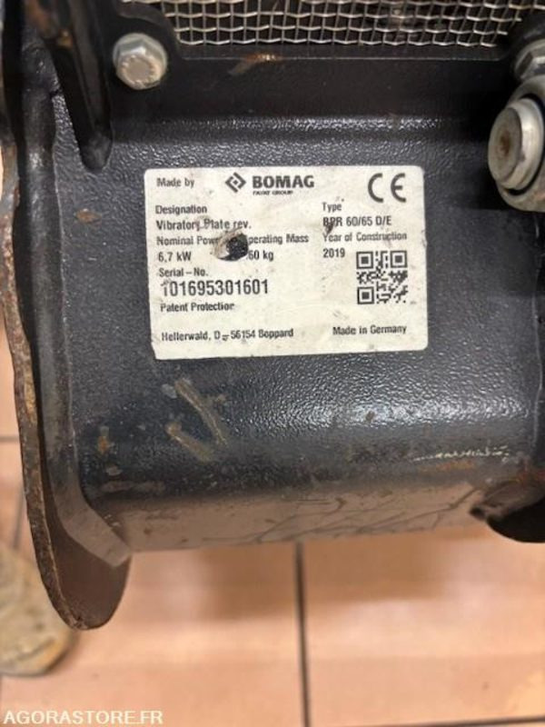 LOT DE 2 PLAQUES BOMAG BPR 60/65D/E ET BPR45/55D 2019 ET 2022 - Placă compactoare: Foto 1 LOT DE 2 PLAQUES BOMAG BPR 60/65D/E ET BPR45/55D 2019 ET 2022 - Placă compactoare: Foto 1