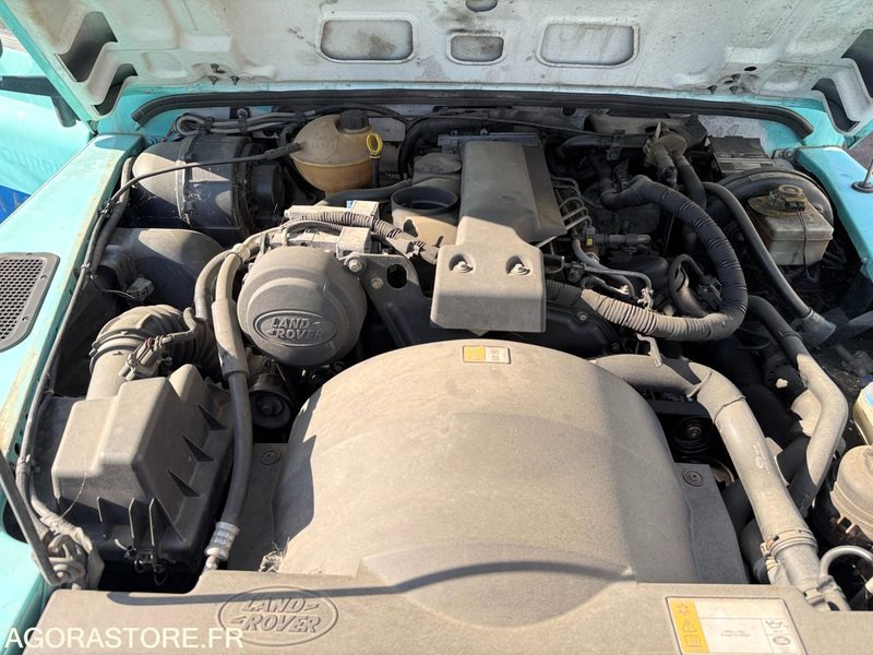 Land Rover Defender BW-587-VJ Mini Combiné Export Exclusivement - Pick-up: Foto 5 Land Rover Defender BW-587-VJ Mini Combiné Export Exclusivement - Pick-up: Foto 5