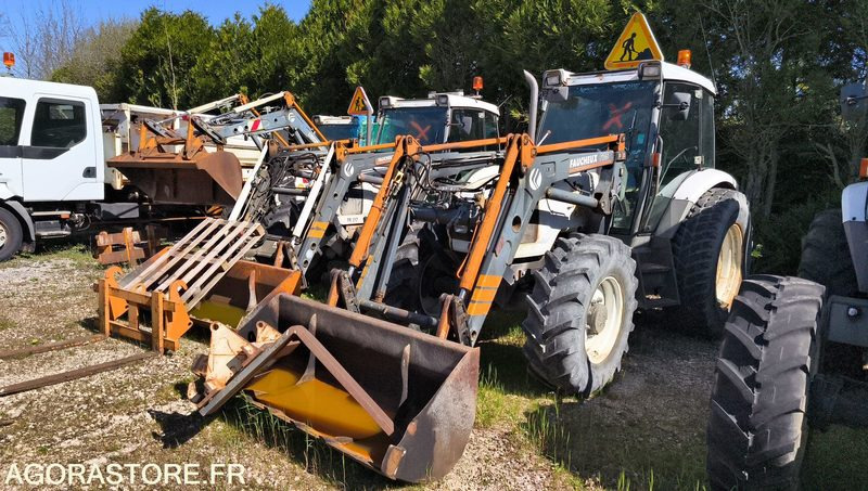 Lot Renault - Tracteur ergos 110-CF 056 - 2001 - 11404 et CHARGEUR FAUCHEUX TRF0 - Tractor agricol: Foto 1 Lot Renault - Tracteur ergos 110-CF 056 - 2001 - 11404 et CHARGEUR FAUCHEUX TRF0 - Tractor agricol: Foto 1