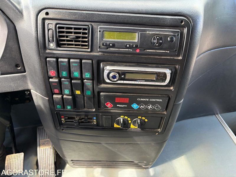 Microbuz, Transport persoane Lot de 3 minibus Mercedes mago et otokar navigo: Foto 6