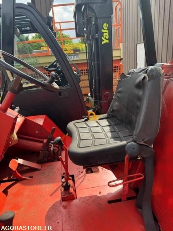 MANITOU - MC30N - FRONTAL DIESEL TOUT TERRAIN - 1994 - Stivuitor diesel: Foto 5 MANITOU - MC30N - FRONTAL DIESEL TOUT TERRAIN - 1994 - Stivuitor diesel: Foto 5