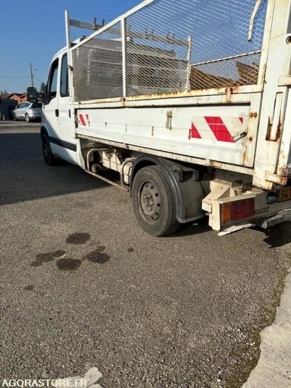 MASTER 97000KM BON ETAT DOUBLE CABINE 7 PLACES 2.5 DCI BENNE MARREL ELECTRIQUE - Autoutilitară basculantă: Foto 5 MASTER 97000KM BON ETAT DOUBLE CABINE 7 PLACES 2.5 DCI BENNE MARREL ELECTRIQUE - Autoutilitară basculantă: Foto 5