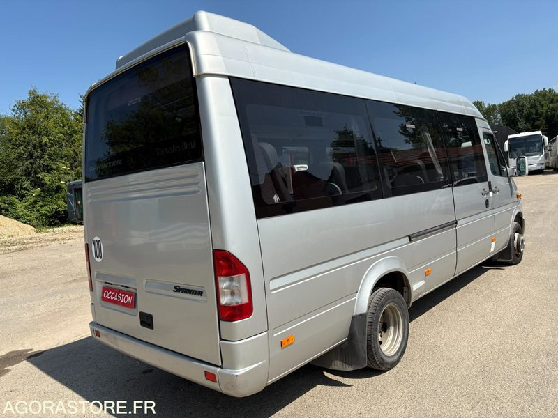 MERCEDES 413 DIESEL 17 PL - 2006 - 312 800 kms - Microbuz, Transport persoane: Foto 3 MERCEDES 413 DIESEL 17 PL - 2006 - 312 800 kms - Microbuz, Transport persoane: Foto 3