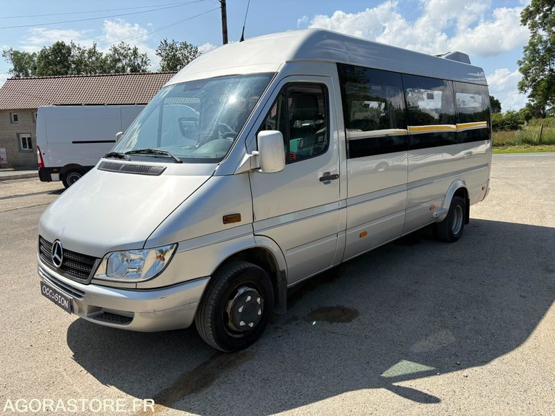 MERCEDES 413 DIESEL 17 PL - 2006 - 312 800 kms - Microbuz, Transport persoane: Foto 1 MERCEDES 413 DIESEL 17 PL - 2006 - 312 800 kms - Microbuz, Transport persoane: Foto 1