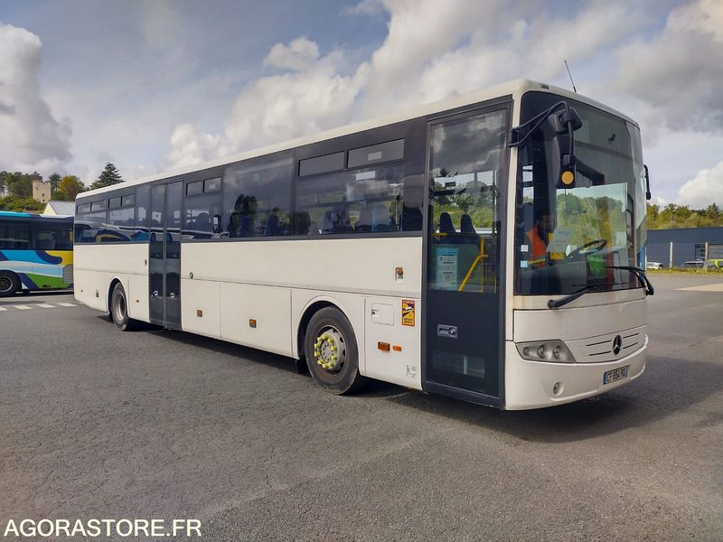 MERCEDES INTOURO N°083086 - Autobuz școlar: Foto 1 MERCEDES INTOURO N°083086 - Autobuz școlar: Foto 1