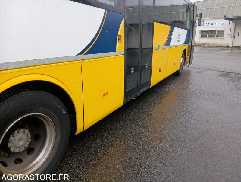 MERCEDES INTOURO N°083238 - Autobuz școlar: Foto 3 MERCEDES INTOURO N°083238 - Autobuz școlar: Foto 3