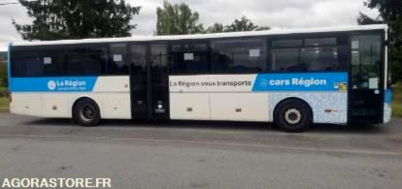 MERCEDES INTOURO N°093128 - Autobuz școlar: Foto 2 MERCEDES INTOURO N°093128 - Autobuz școlar: Foto 2