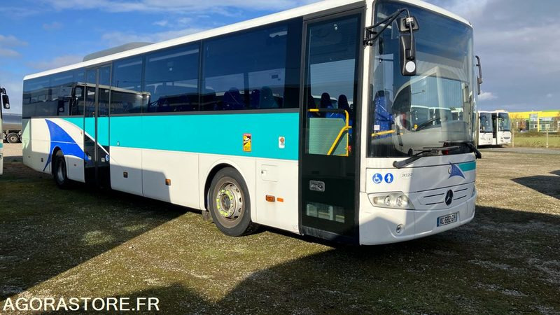 MERCEDES INTOURO N°093253 - Autobuz școlar: Foto 1 MERCEDES INTOURO N°093253 - Autobuz școlar: Foto 1