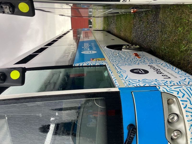 MERCEDES INTOURO N°093359 - Autobuz școlar: Foto 3 MERCEDES INTOURO N°093359 - Autobuz școlar: Foto 3