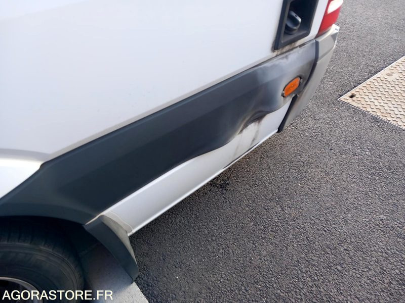 MERCEDES SPRINTER CITY 35 N°152037 - Microbuz, Transport persoane: Foto 3 MERCEDES SPRINTER CITY 35 N°152037 - Microbuz, Transport persoane: Foto 3