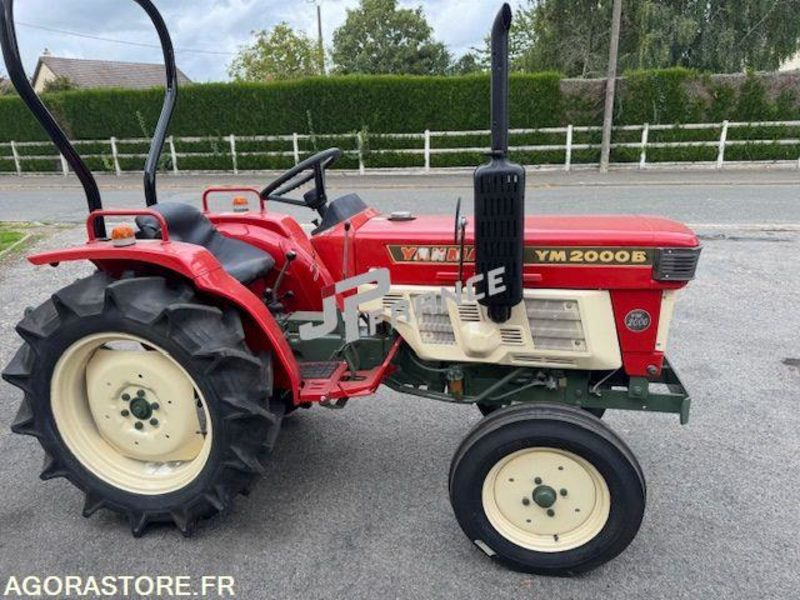 MICROTRACTEUR YANMAR 20CV 2 CYLINDRES 1150CM3 D'OCCASION 2RM TRES BON ETAT 810H - Tractor agricol: Foto 1 MICROTRACTEUR YANMAR 20CV 2 CYLINDRES 1150CM3 D'OCCASION 2RM TRES BON ETAT 810H - Tractor agricol: Foto 1