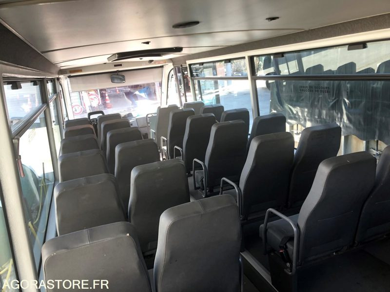 MINI-BUS MERCEDES VARIO - 127178 kms - 2000 - Microbuz, Transport persoane: Foto 5 MINI-BUS MERCEDES VARIO - 127178 kms - 2000 - Microbuz, Transport persoane: Foto 5