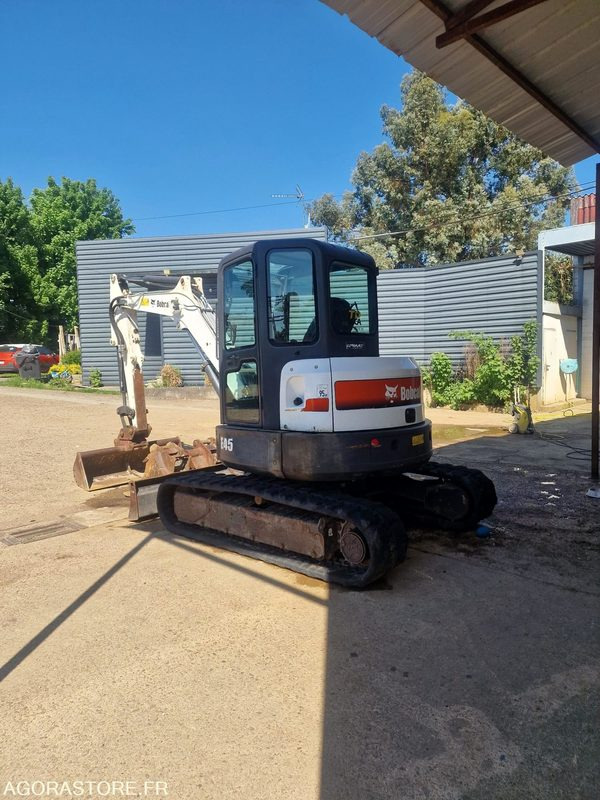 Leasing de  MINI PELLE SUR CHENILLE CAOUTCHOUC BOBCAT 5T E45 AVEC 3 GODETS - 2017 - 1715h MINI PELLE SUR CHENILLE CAOUTCHOUC BOBCAT 5T E45 AVEC 3 GODETS - 2017 - 1715h: Foto 9