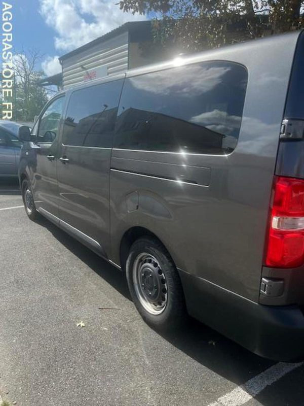 MINIBUS CITROEN JUMPY SPACETOURER 1.5L BHDI - 4 portes - 2019 - 182 000km - Microbuz, Transport persoane: Foto 5 MINIBUS CITROEN JUMPY SPACETOURER 1.5L BHDI - 4 portes - 2019 - 182 000km - Microbuz, Transport persoane: Foto 5