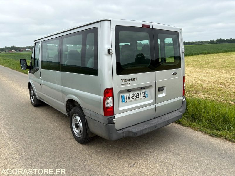 MINIBUS FORD TRANSIT Moteur neuf - Microbuz, Transport persoane: Foto 5 MINIBUS FORD TRANSIT Moteur neuf - Microbuz, Transport persoane: Foto 5