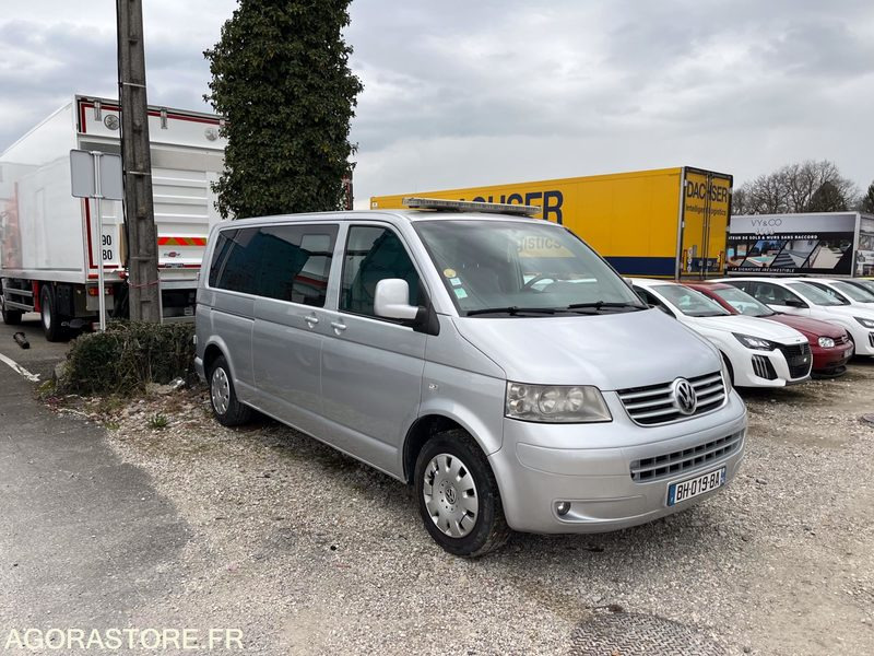 MINIBUS VOLKSWAGEN T5 - 4X4 CARAVELLE LONG - 2006 - 402 000 KM - Microbuz, Transport persoane: Foto 1 MINIBUS VOLKSWAGEN T5 - 4X4 CARAVELLE LONG - 2006 - 402 000 KM - Microbuz, Transport persoane: Foto 1