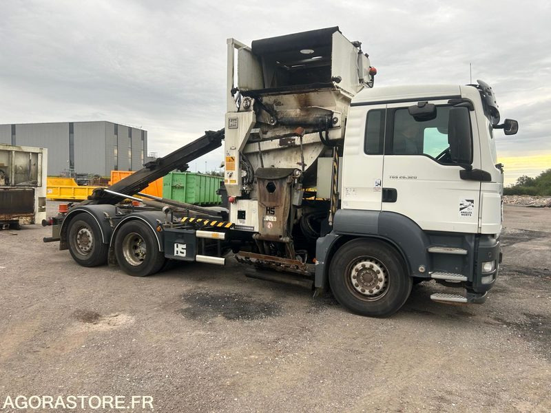 Man compacteur polybenne - 2011 - 325 000km - Autogunoiere: Foto 1 Man compacteur polybenne - 2011 - 325 000km - Autogunoiere: Foto 1