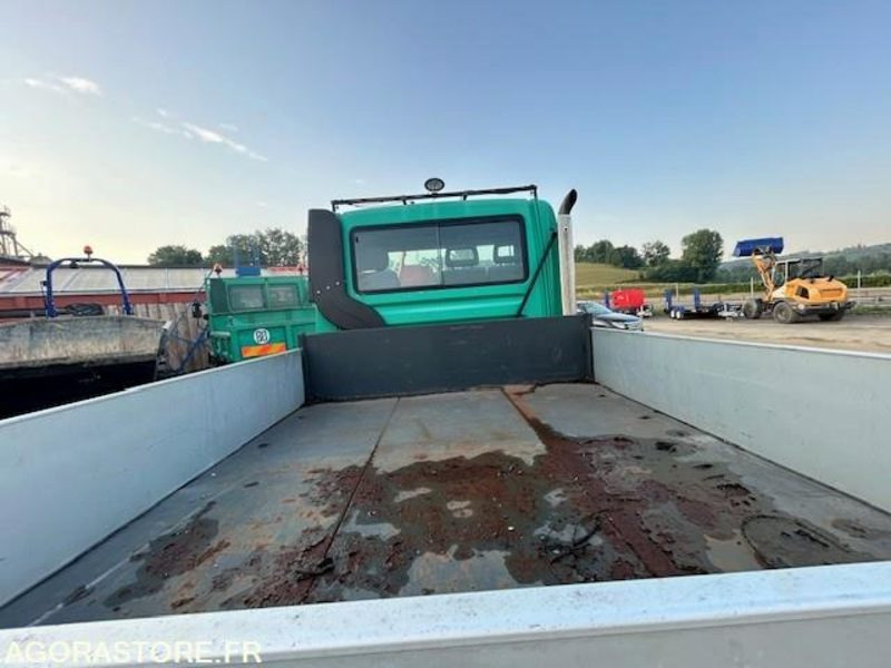 MERCEDES UNIMOG U300C VERSION COMMUNALE 2000 97652 KM - Maşina comunala: Foto 5 MERCEDES UNIMOG U300C VERSION COMMUNALE 2000 97652 KM - Maşina comunala: Foto 5