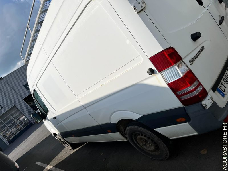 Mercedes SPRINTER - 2013 - 207684 Kms - Dubă: Foto 4 Mercedes SPRINTER - 2013 - 207684 Kms - Dubă: Foto 4