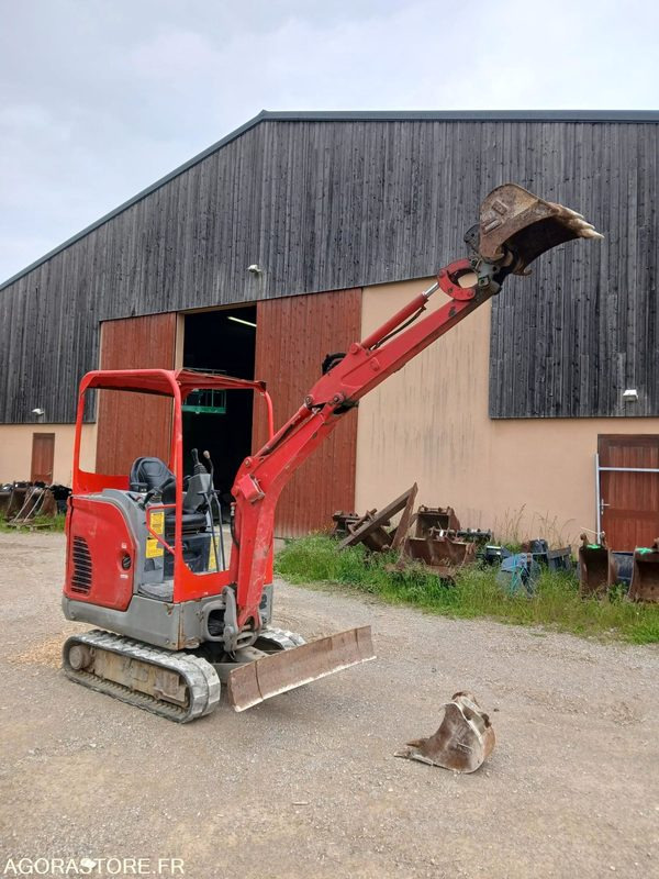 Mini pelle Bobcat E17 avec 2 godets - Excavator: Foto 1 Mini pelle Bobcat E17 avec 2 godets - Excavator: Foto 1