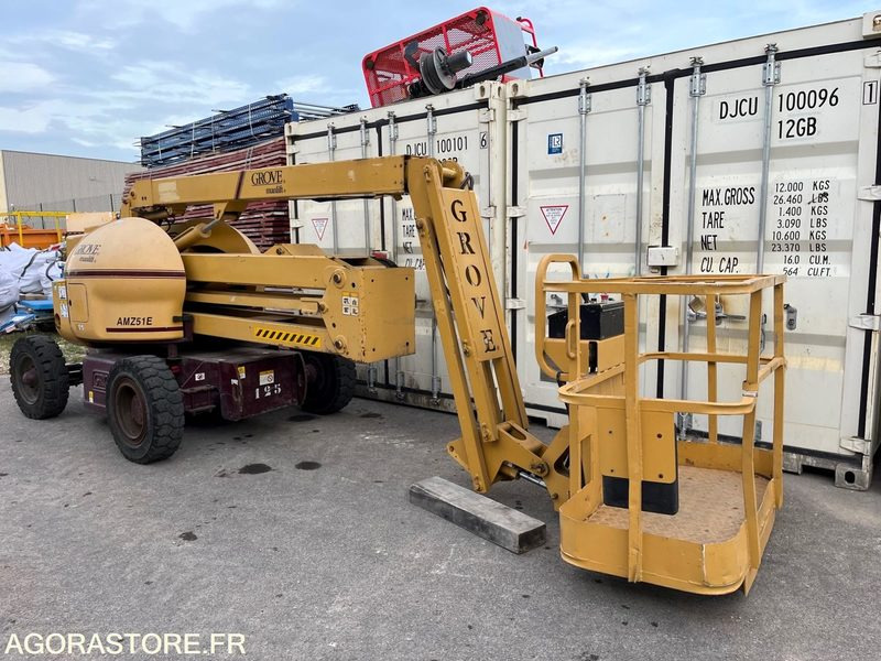 NACELLE ÉLÉVATRICE GROVE AMZ 51 E - 1996 - 1670heures - Autopropulsată platformă: Foto 1 NACELLE ÉLÉVATRICE GROVE AMZ 51 E - 1996 - 1670heures - Autopropulsată platformă: Foto 1