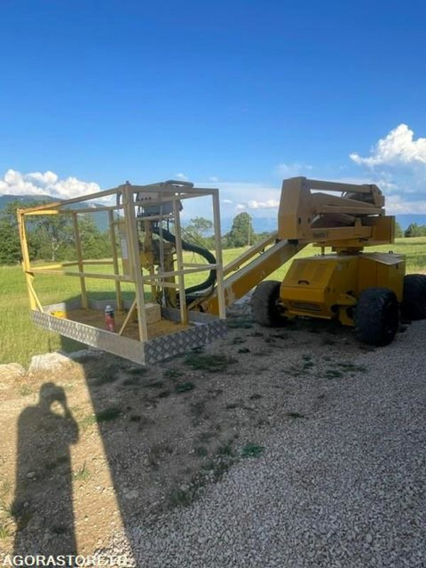 NACELLE HAULOTTE HA16D 4X4 1991 6400 HEURES - Autopropulsată platformă: Foto 2 NACELLE HAULOTTE HA16D 4X4 1991 6400 HEURES - Autopropulsată platformă: Foto 2