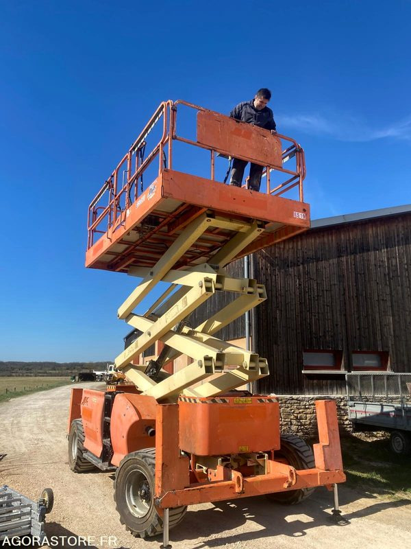 Nacelle JLG 3394RT - Platforma foarfeca: Foto 1 Nacelle JLG 3394RT - Platforma foarfeca: Foto 1