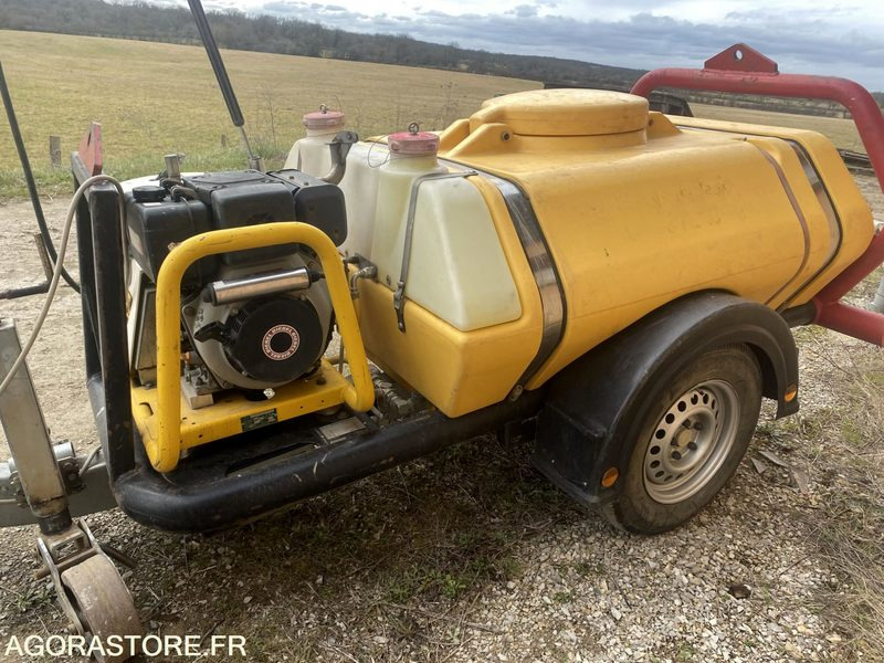 Nettoyeur haute-pression Diesel sur remorque BRENDON BB1000 - Aparat de spălat cu presiune: Foto 3 Nettoyeur haute-pression Diesel sur remorque BRENDON BB1000 - Aparat de spălat cu presiune: Foto 3