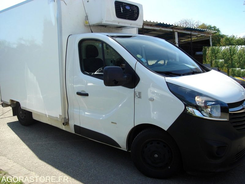 OPEL VIVARO FRIGORIFIQUE - 2017 - 159600KM - Autoutilitară frigorifica: Foto 2 OPEL VIVARO FRIGORIFIQUE - 2017 - 159600KM - Autoutilitară frigorifica: Foto 2