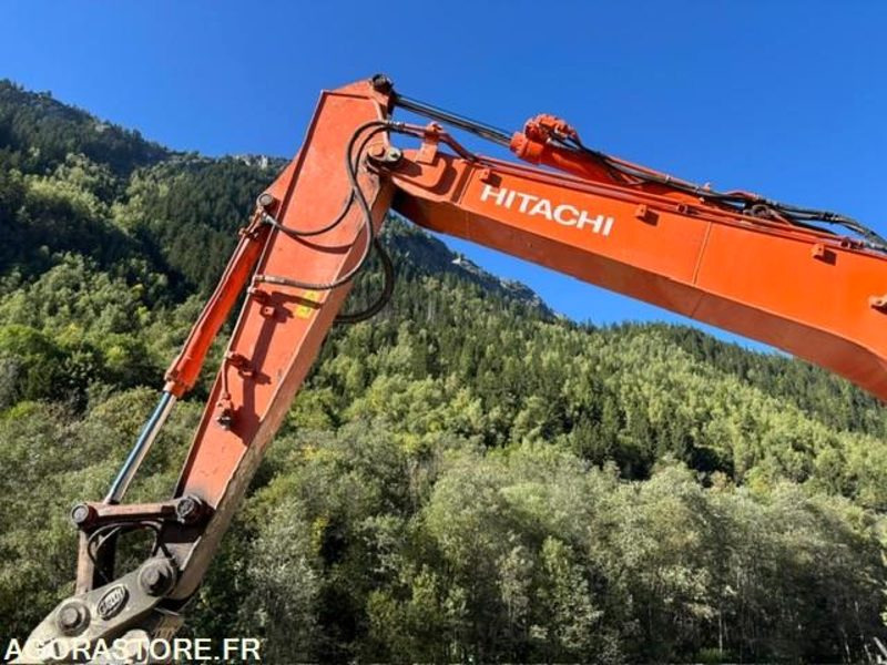PELLE A CHENILLE ACIER HITACHI ZX130LCN-5B - Excavator: Foto 2 PELLE A CHENILLE ACIER HITACHI ZX130LCN-5B - Excavator: Foto 2