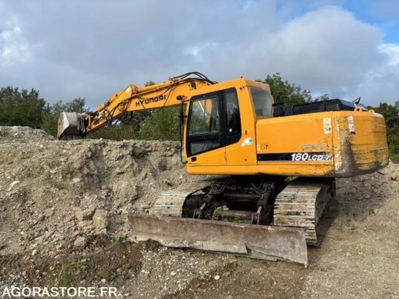 PELLE A CHENILLES HYUNDAI ROBEX 180LCD-7 2004 3500 HEURES - Excavator: Foto 1 PELLE A CHENILLES HYUNDAI ROBEX 180LCD-7 2004 3500 HEURES - Excavator: Foto 1