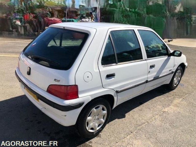 PEUGEOT 106 FINITION ZEN ESSENCE - Automobil: Foto 3 PEUGEOT 106 FINITION ZEN ESSENCE - Automobil: Foto 3