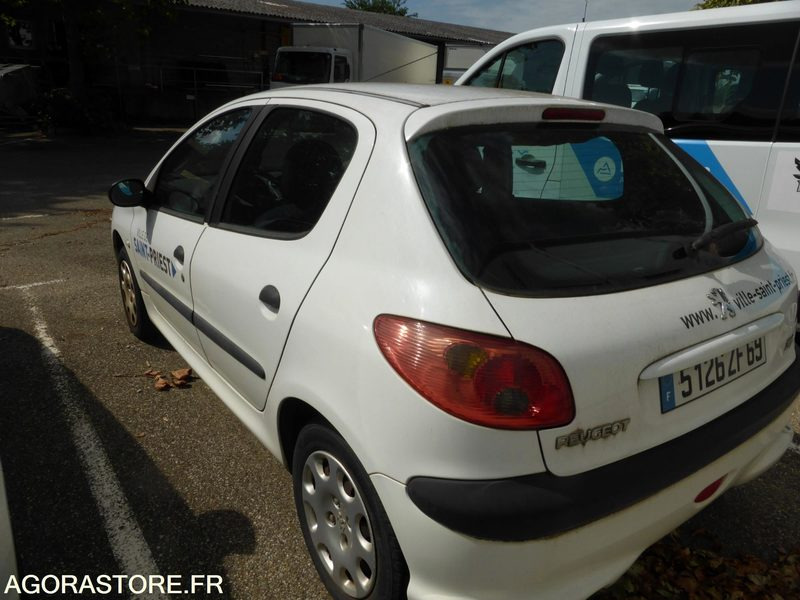 PEUGEOT 206 - Automobil: Foto 2 PEUGEOT 206 - Automobil: Foto 2
