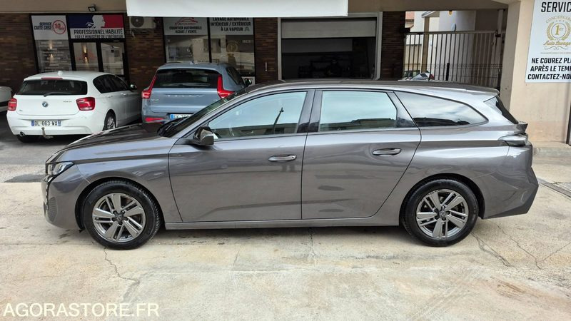 PEUGEOT 308 III (P5) SW 1.5 BlueHDi 16V S&S 130 cv Boîte automatique pas TVA - Mașină break: Foto 2 PEUGEOT 308 III (P5) SW 1.5 BlueHDi 16V S&S 130 cv Boîte automatique pas TVA - Mașină break: Foto 2