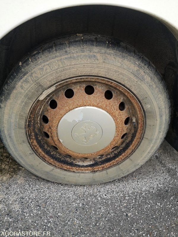 PEUGEOT FRIGORIFIQUE - Autoutilitară frigorifica: Foto 5 PEUGEOT FRIGORIFIQUE - Autoutilitară frigorifica: Foto 5