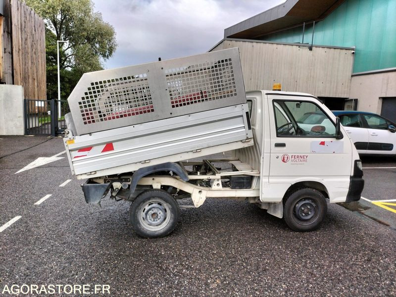 PIAGGIO PORTER - Autoutilitară basculantă: Foto 5 PIAGGIO PORTER - Autoutilitară basculantă: Foto 5