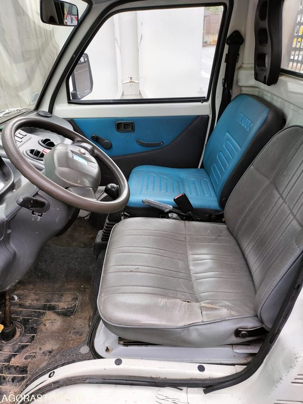 PIAGGIO PORTER - Autoutilitară basculantă: Foto 1 PIAGGIO PORTER - Autoutilitară basculantă: Foto 1