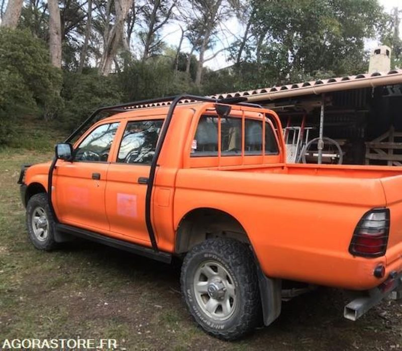 PICKUP MITSUBISHI - Autoutilitară basculantă: Foto 1 PICKUP MITSUBISHI - Autoutilitară basculantă: Foto 1