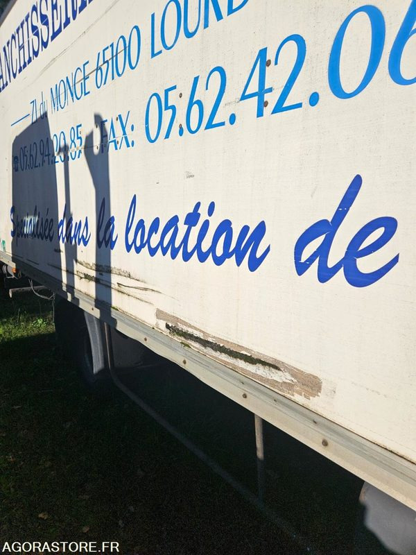 PL-RENAULT MIDLUM- 407653Km-2005 - Camion furgon: Foto 3 PL-RENAULT MIDLUM- 407653Km-2005 - Camion furgon: Foto 3