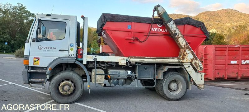 PORTEUR 19T MERCEDES MULTI 339000 km de 1999 (R30223) - Camion container de gunoi: Foto 1 PORTEUR 19T MERCEDES MULTI 339000 km de 1999 (R30223) - Camion container de gunoi: Foto 1