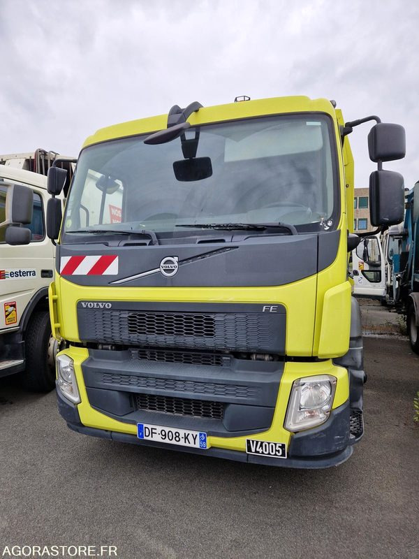 PORTEUR BOM 26T VOLVO GEESINK (C4005) 2014 (120579 KMS) - Autogunoiere: Foto 3 PORTEUR BOM 26T VOLVO GEESINK (C4005) 2014 (120579 KMS) - Autogunoiere: Foto 3