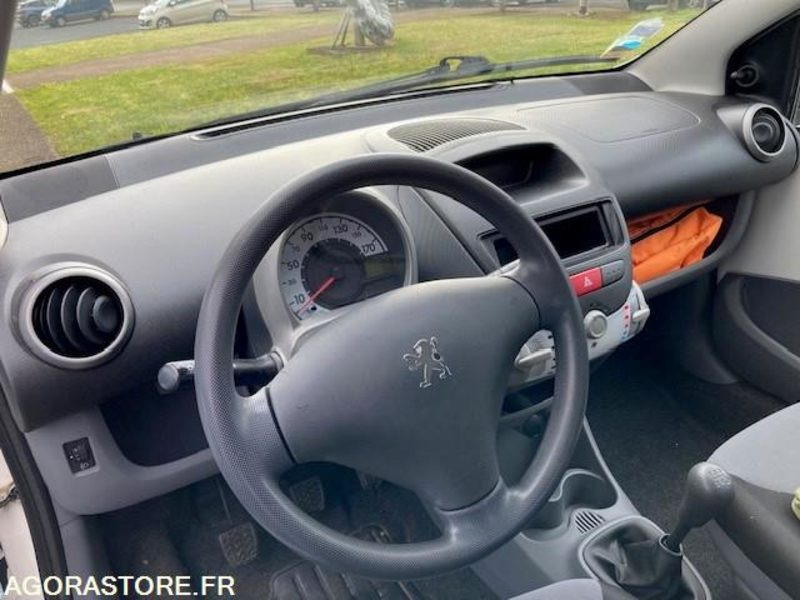 Peugeot 107 Blanche de 2011 - 19208km - Automobil: Foto 4 Peugeot 107 Blanche de 2011 - 19208km - Automobil: Foto 4