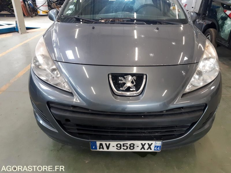 Peugeot 207 1.4 l essence - Automobil: Foto 1 Peugeot 207 1.4 l essence - Automobil: Foto 1