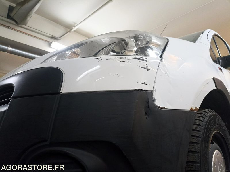 Peugeot Partner (pour pièces) - Autoutilitară compactă: Foto 1 Peugeot Partner (pour pièces) - Autoutilitară compactă: Foto 1