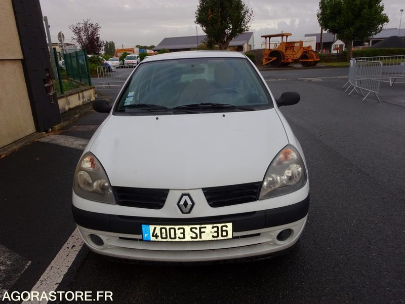 RENAULT CLIO - 2005 - 169150KM - Automobil: Foto 1 RENAULT CLIO - 2005 - 169150KM - Automobil: Foto 1